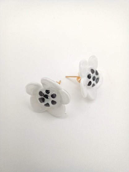 Puces d'oreille