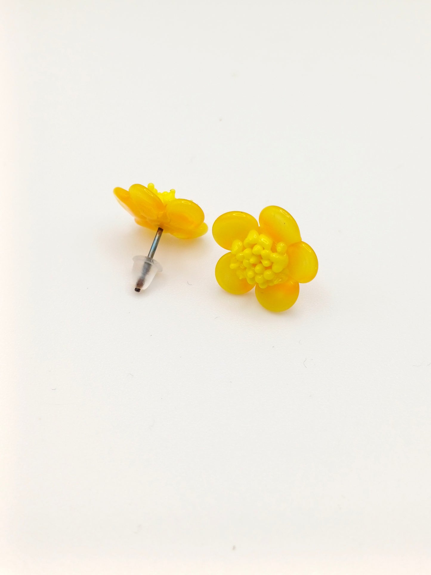Petites puces d'oreille