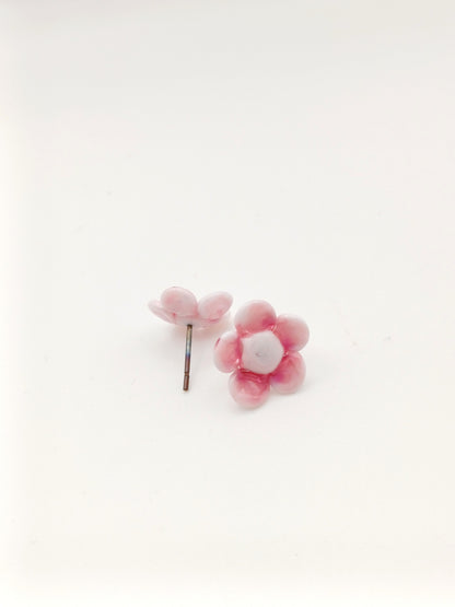 Petites puces d'oreille