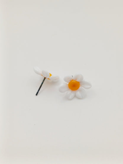 Petites puces d'oreille